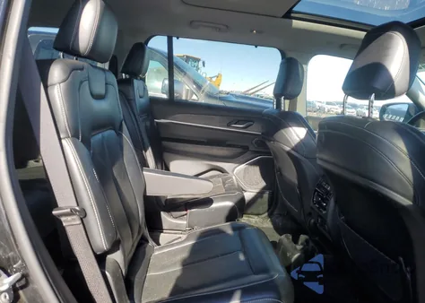 2021 Jeep Grand Cherokee L Limited из США, поврежденный, VIN 1C4RJKBG7M8108858